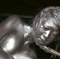 SILVER PAINTING010 高沢沙那さんが銀粉メッシー