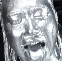 【銀粉3】巨乳で美人な女の子が銀粉で汚れて自慰行為をします